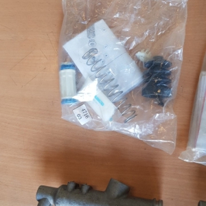 TRỢ LỰC LY HỢP TRÊN XE UD 370